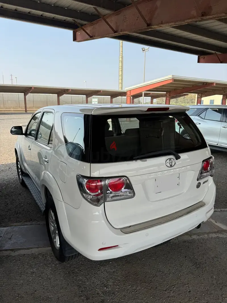 تويوتا فورتونر 2013