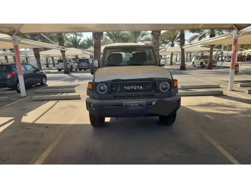 تويوتا لاند كروزر 70 2024