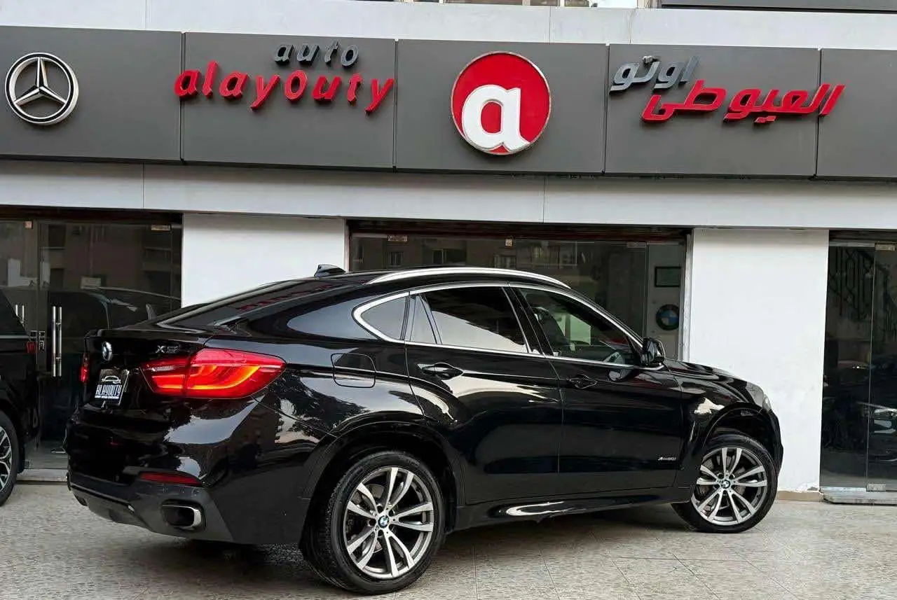 بي أم دبليو X6 2017