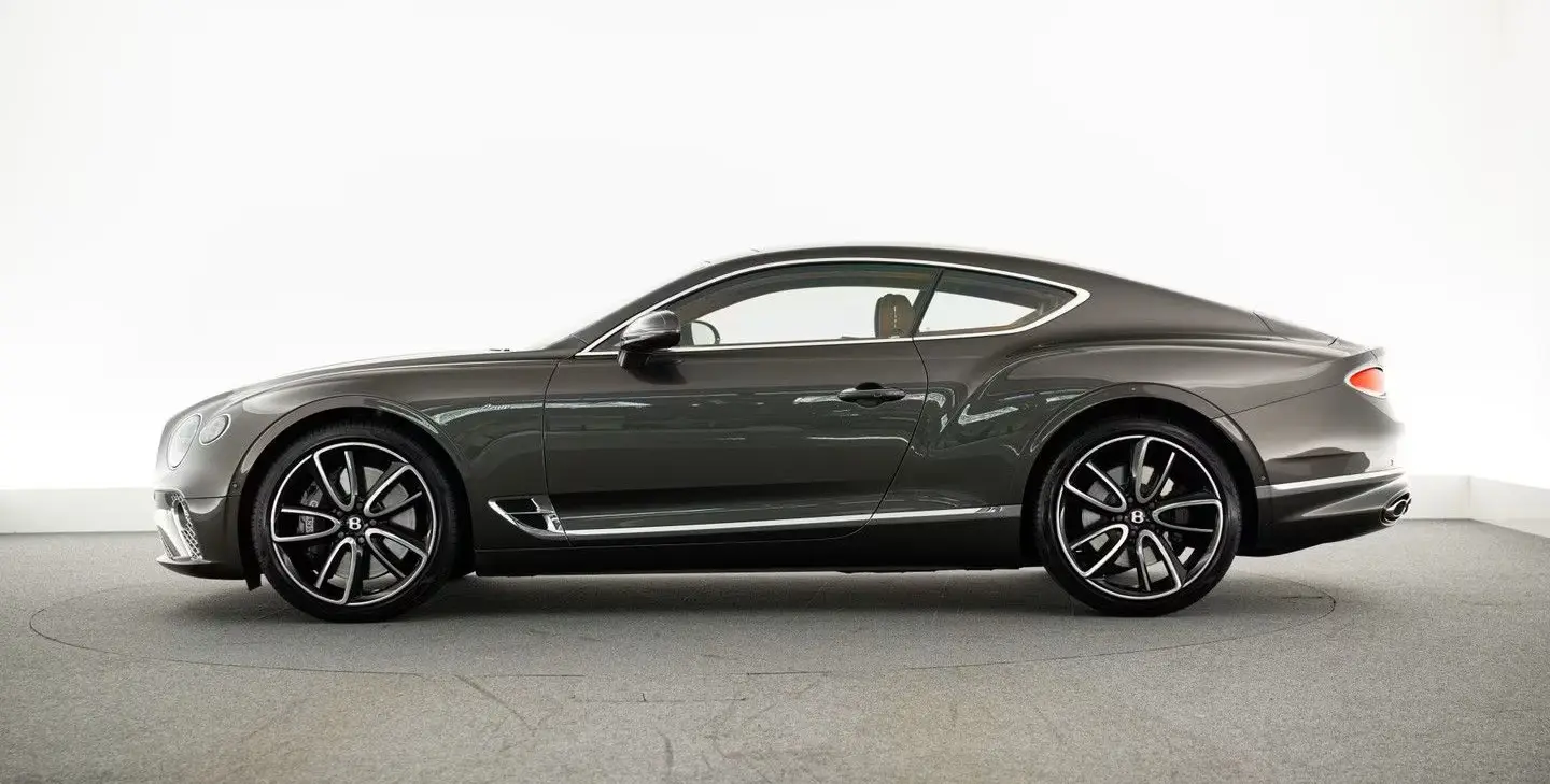 بنتلي كونتيننتال جي تي 2023