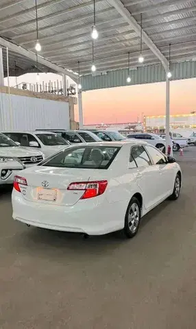 تويوتا كامري 2015