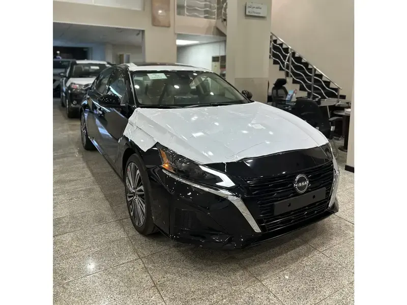 Nissan Altima 2025