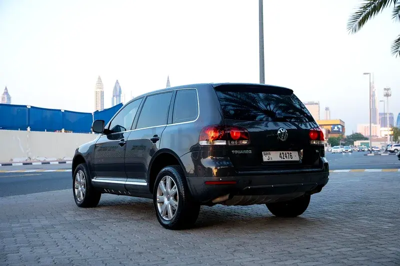 فولكس واجن طوارق 2008