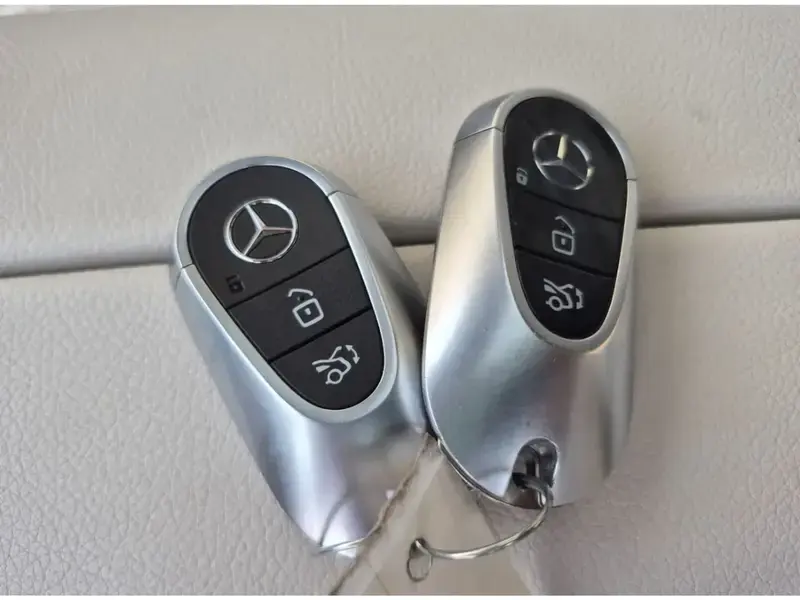 Mercedes C 2024