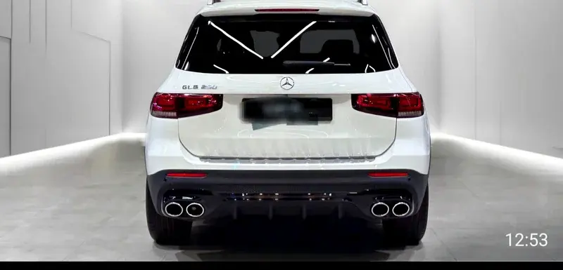 مرسيدس بنز GLB Class 2022