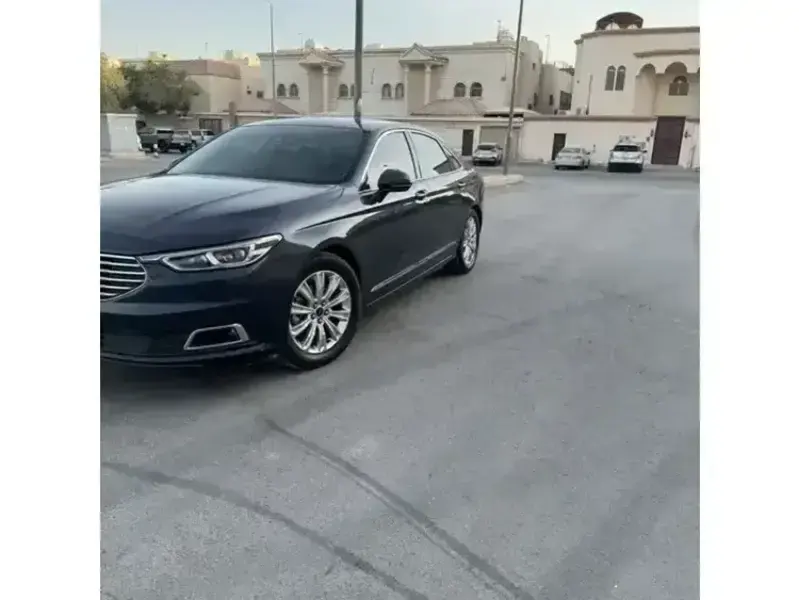 Ford Taurus 2022