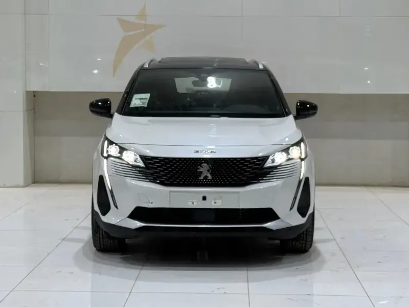 بيجو 3008 جي تي 2023