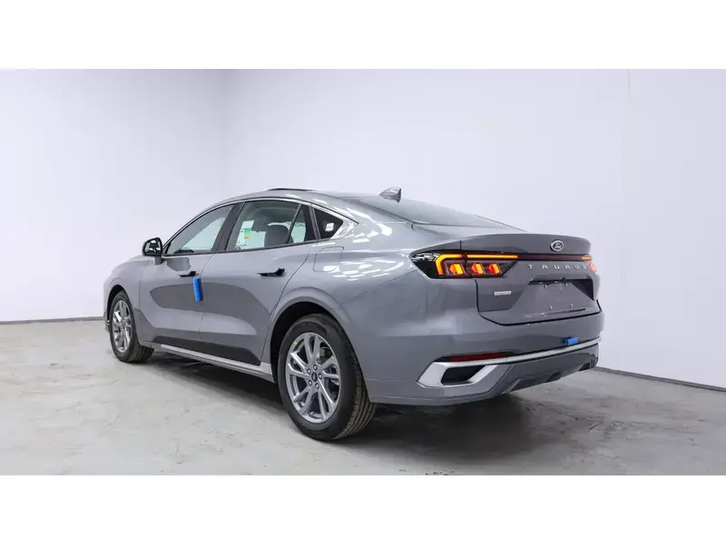 فورد توروس امبيانتي 2025