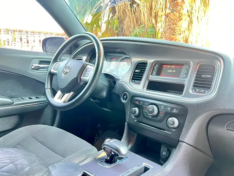 دودج تشارجر 2014