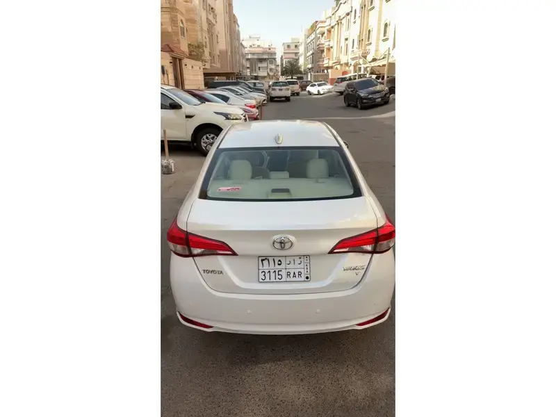 تويوتا يارس 2022
