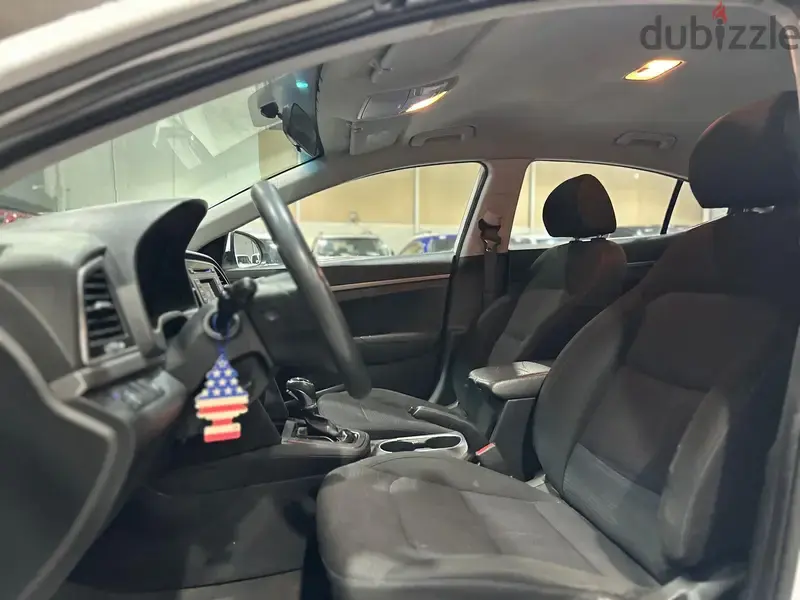 هيونداي إلانترا 2017