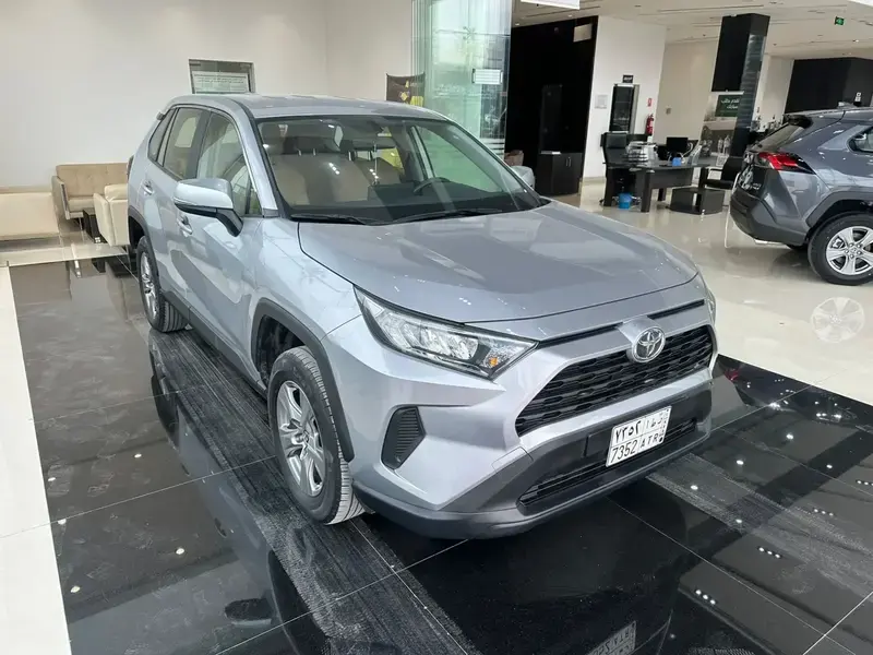 تويوتا راف فور 2023 LE4x4