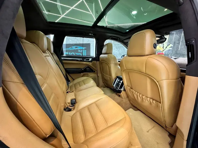 Porsche Cayenne 2014