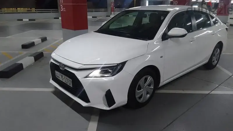 تويوتا يارس 2023