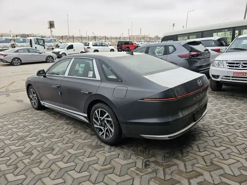 هيونداي أزيرا كلاسيك استاندر 2025