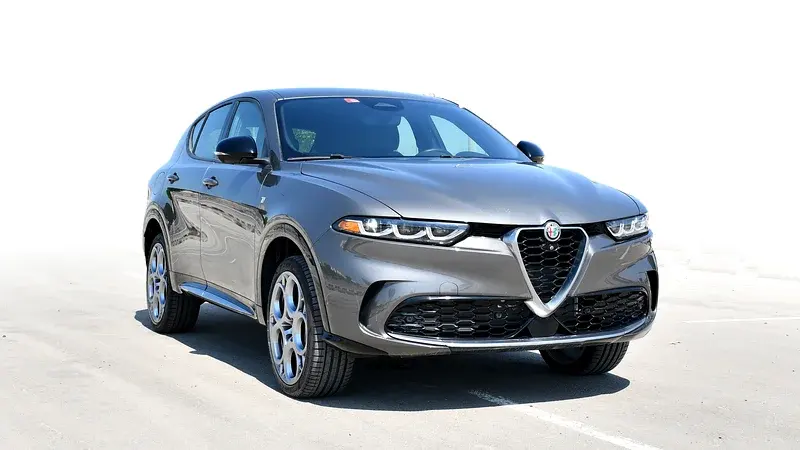 AED 2,428 / Month | Alfa Romeo | Tonale Ti | 2024 | Warranty and Service | Service History