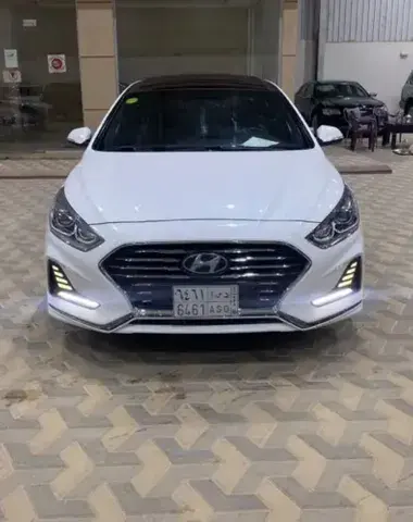 تويوتا كامري 2.4 Hybrid XLE 2018