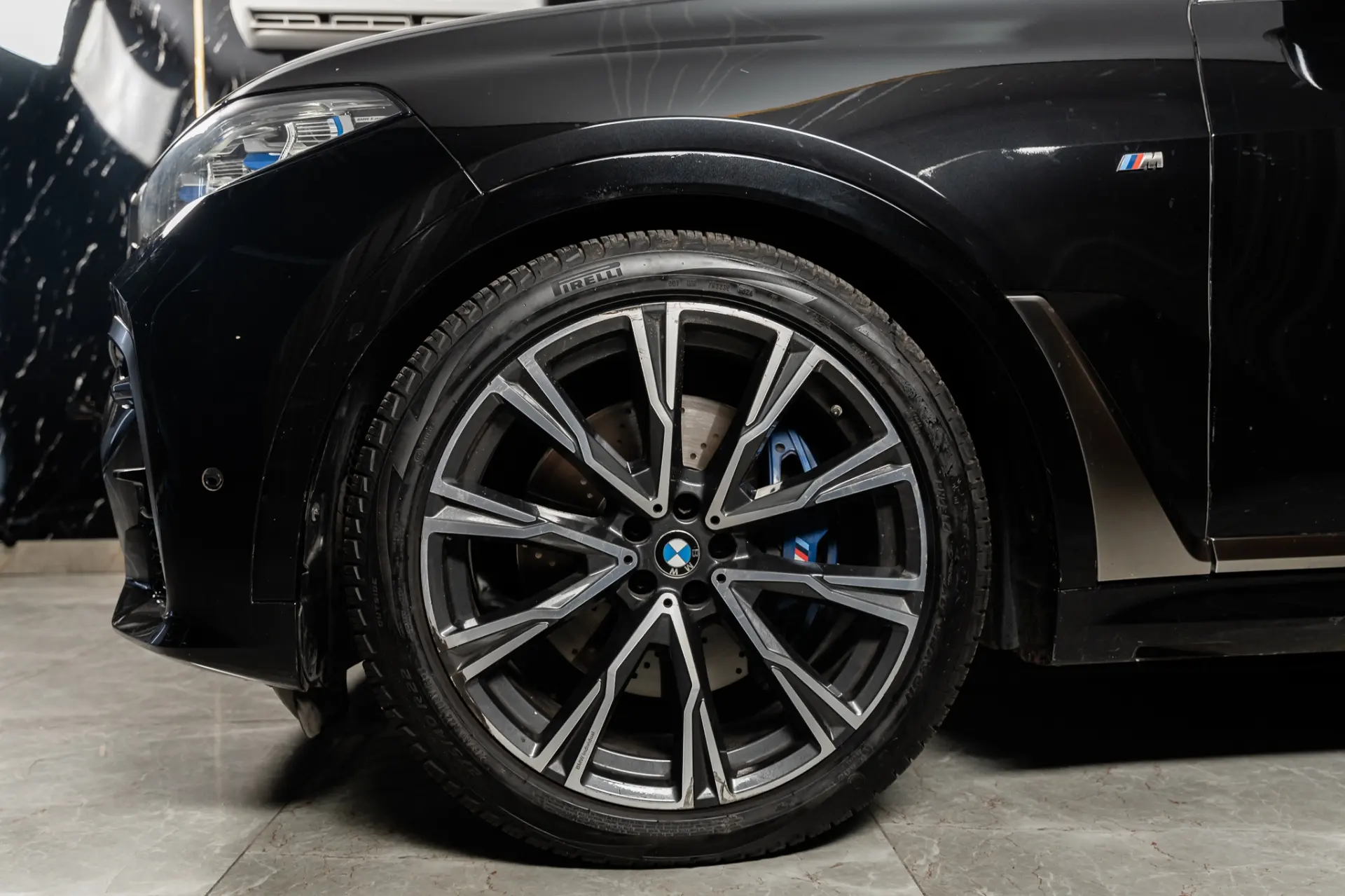 بي أم دبليو X7 2021