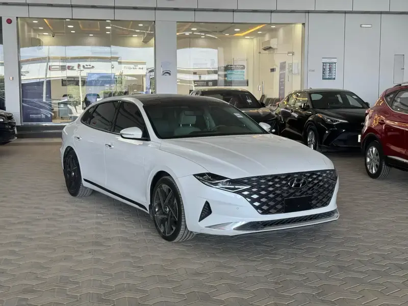 Hyundai Azera 2023