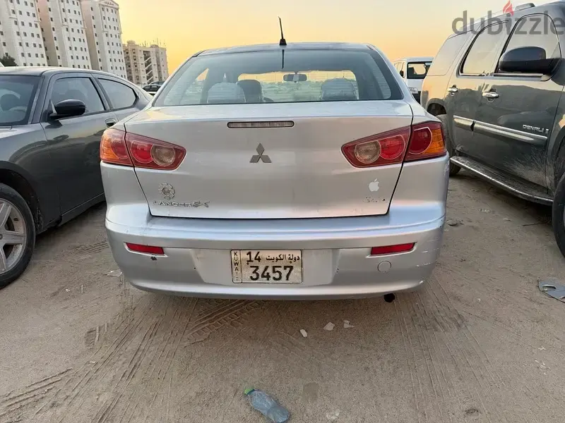 ميتسوبيشي لانسر 2008