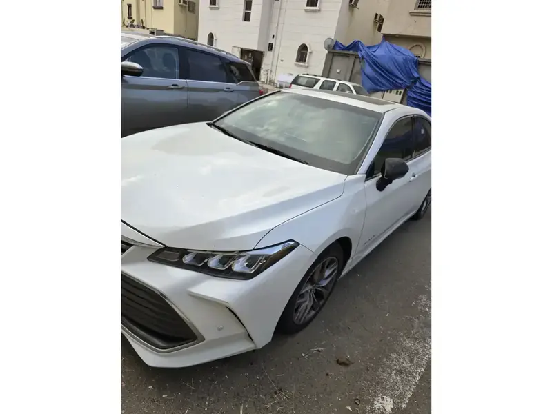 Toyota Avalon 2019