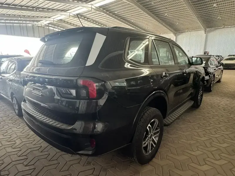 Ford EVEREST 2024