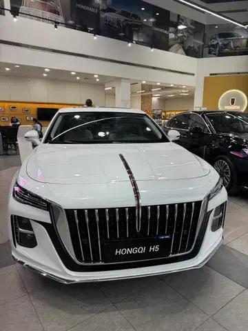 New Hongqi H5 2024