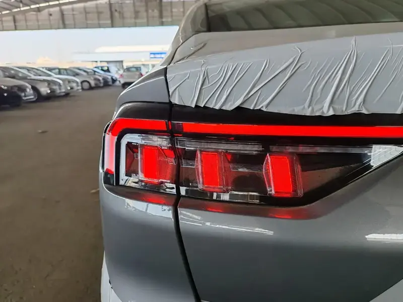 فورد توروس 2025 ترند