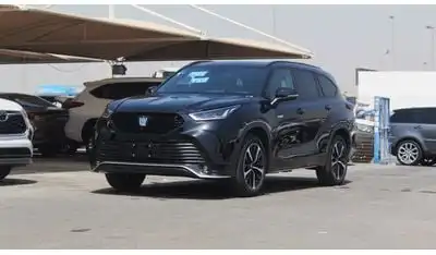 Toyota Crown Kluger 2.5L Hybrid AWD Prestige Edition available only for export