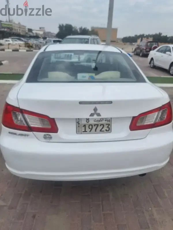 ميتسوبيشي جالانت 2010