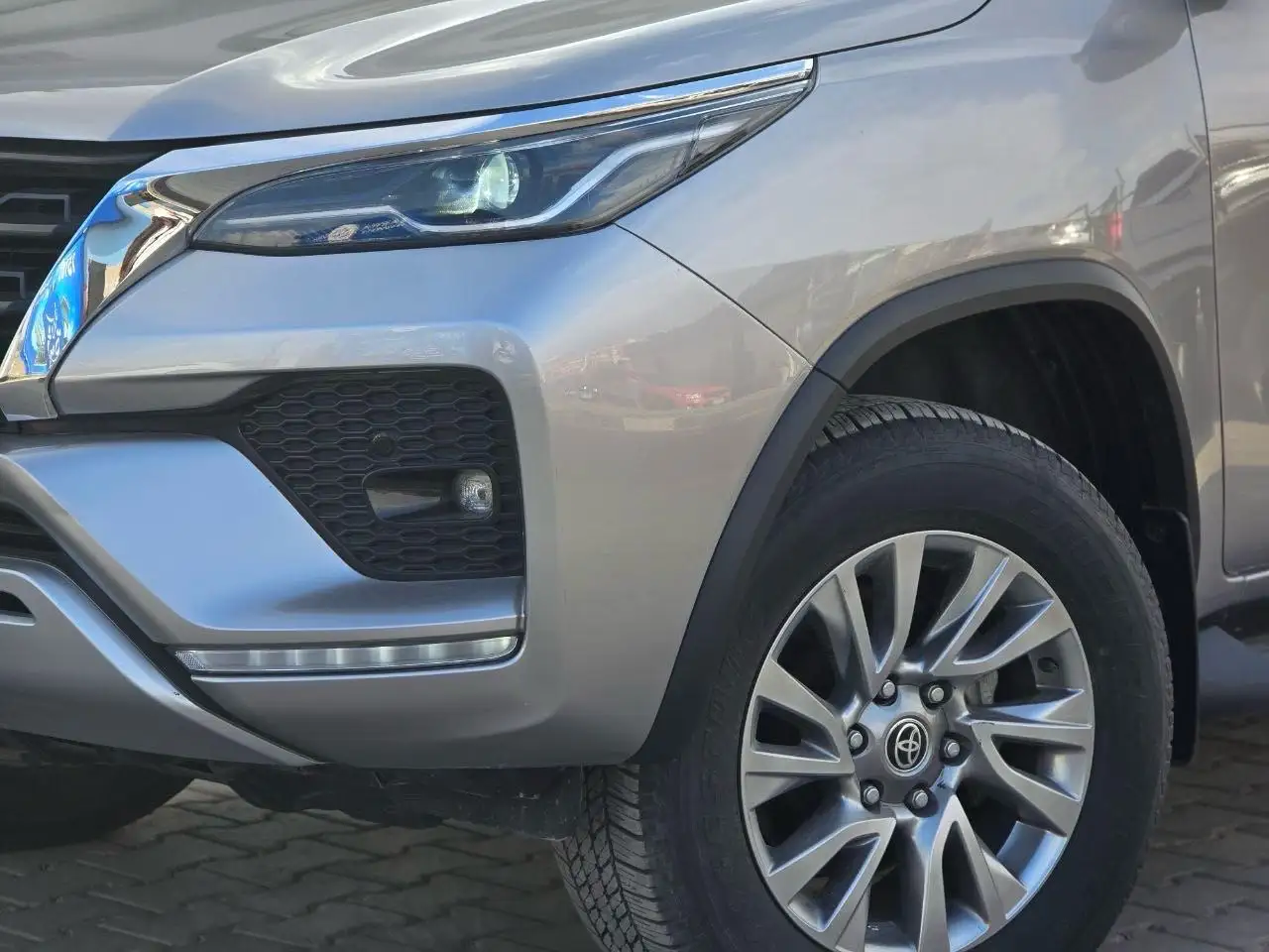 تويوتا فورتونر 2024