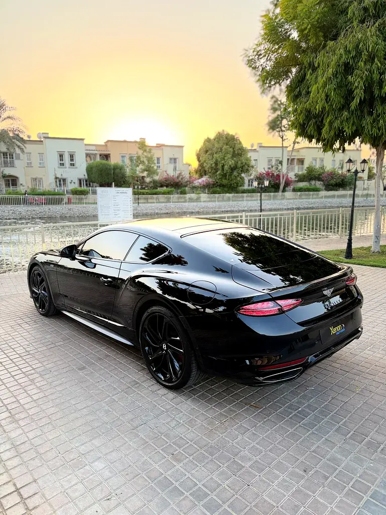 بنتلي كونتيننتال 2025