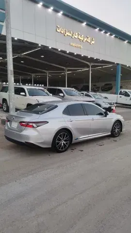 تويوتا كامري  2.4 Hybrid XLE 2022