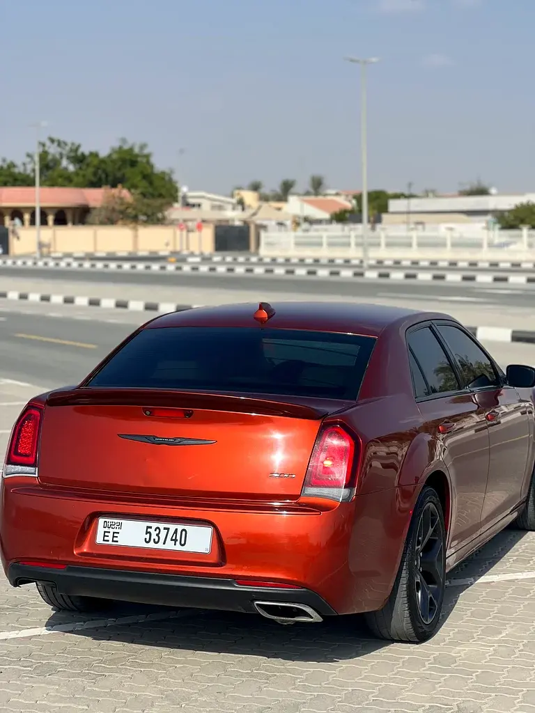 كرايسلر 300C 2021