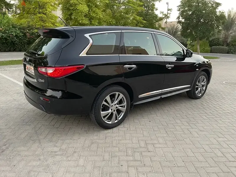 إنفينيتي QX60 2015