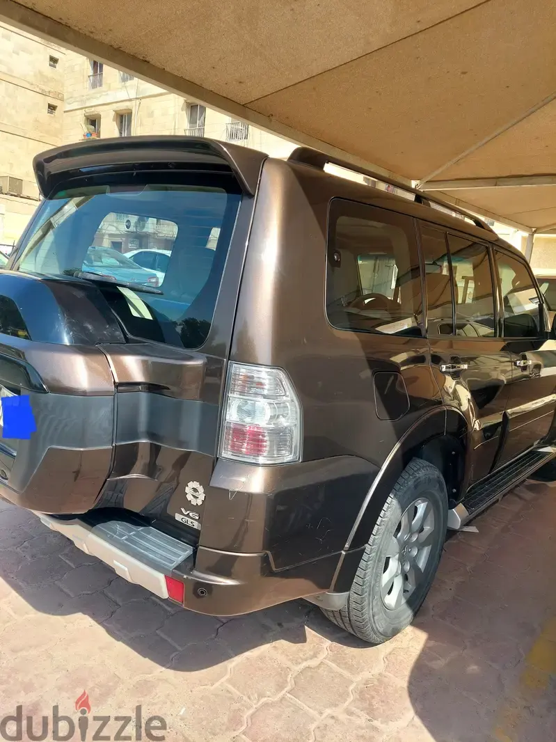 ميتسوبيشي باجيرو 2017