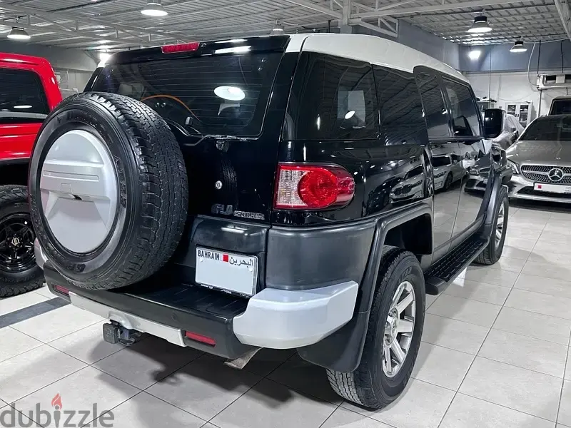 تويوتا اف جي كروزر 2015