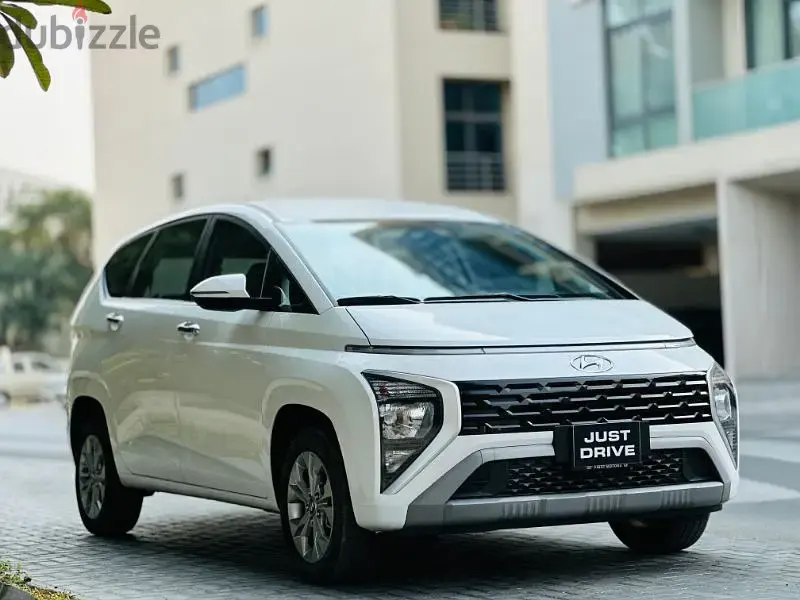 هيونداي ستاريا 2025