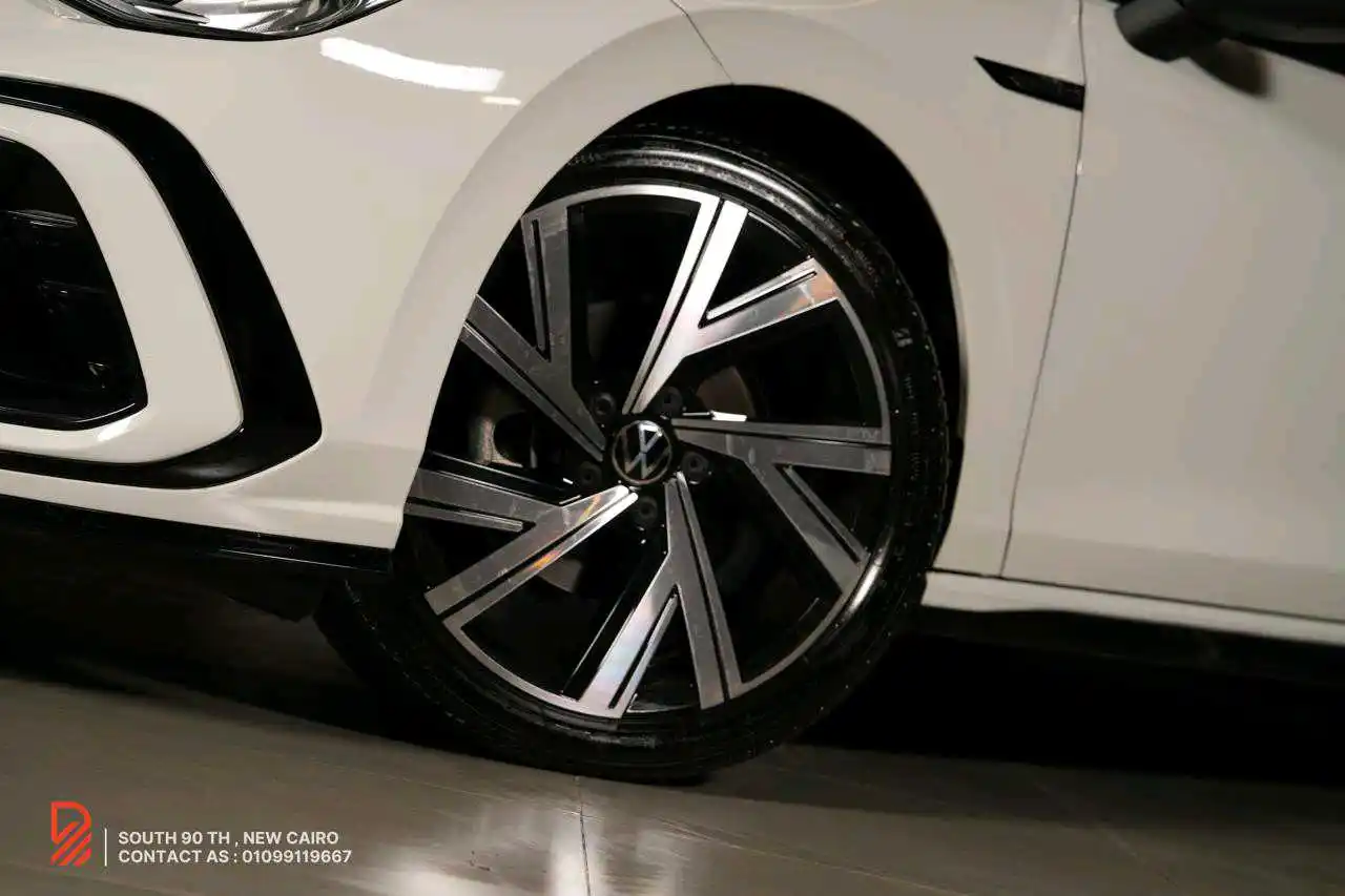 فولكس واجن جولف 2024