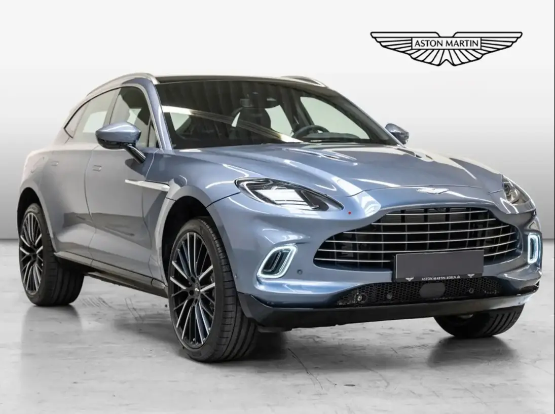 Aston Martin DBX 2024