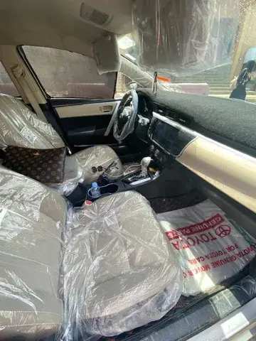 تويوتا كورولا  1.6 Limited 2015