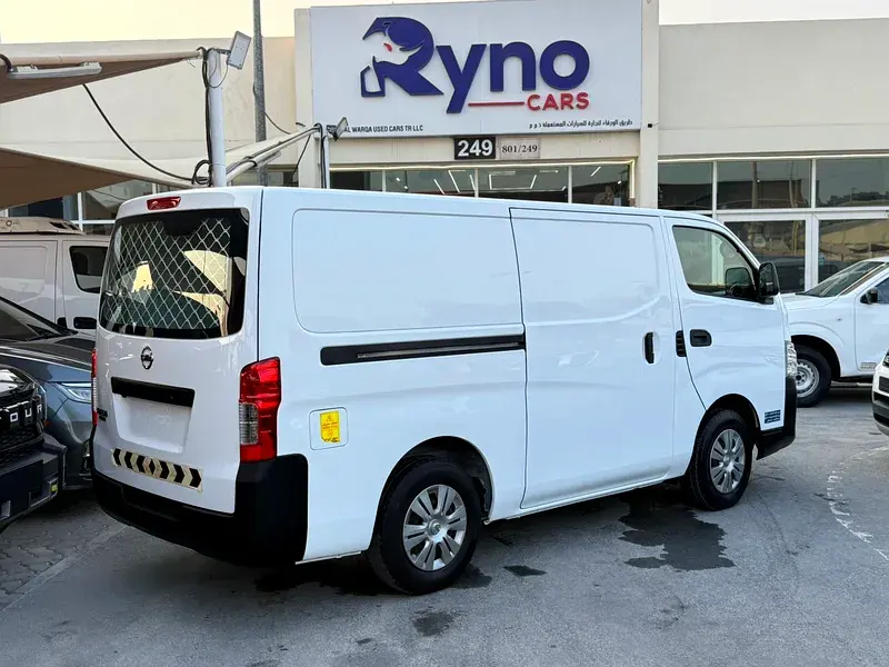 نيسان أورفان 2021