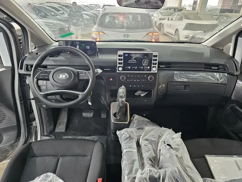 Hyundai Staria 2025