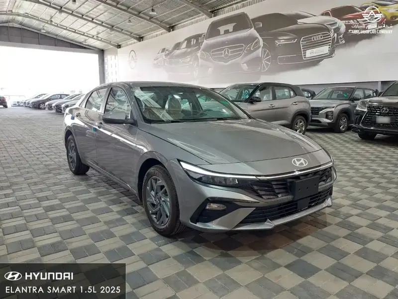 Hyundai Elantra 2025