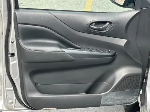 New Nissan Navara 2025