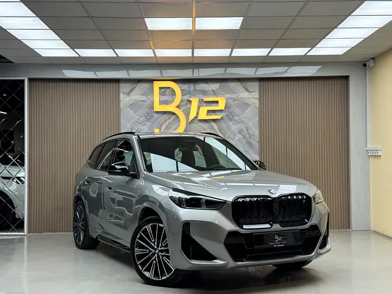 بي أم دبليو X1 2023