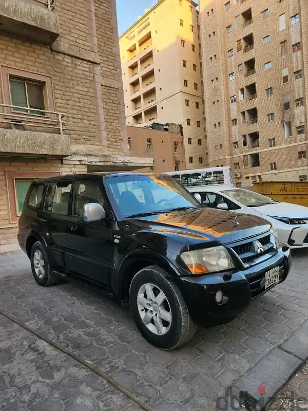 ميتسوبيشي باجيرو 2007