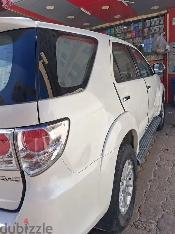 Toyota Fortuner 2013