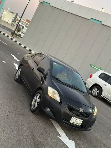 تويوتا يارس 2011