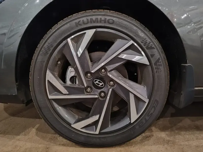 هيونداي إلنترا 2025 كومفورت